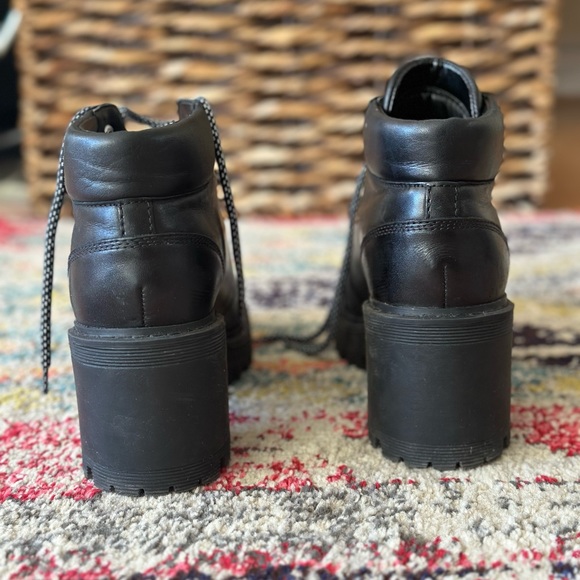 Ankle boots - Picture 3 of 5